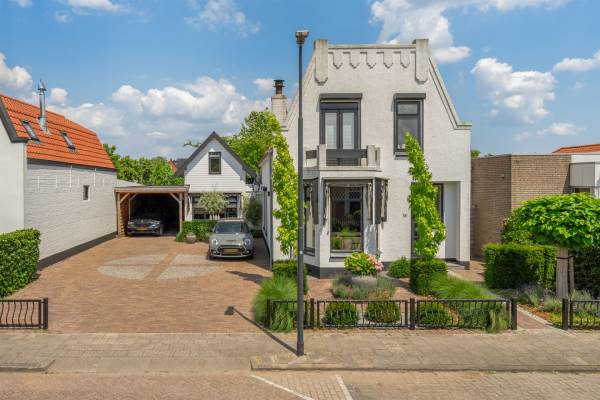Woning Admiraal de Ruyterstraat 30 Oud-Beijerland