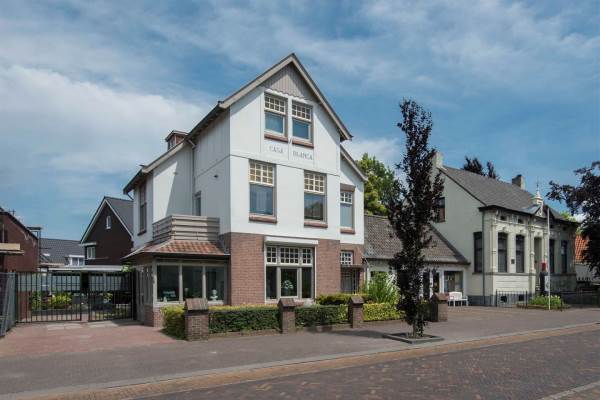Woning Ste Bernaertsstraat 25 Oudenbosch