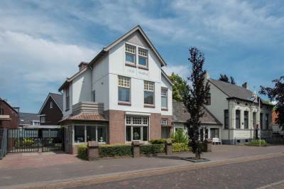 Woning Ste Bernaertsstraat 25 Oudenbosch
