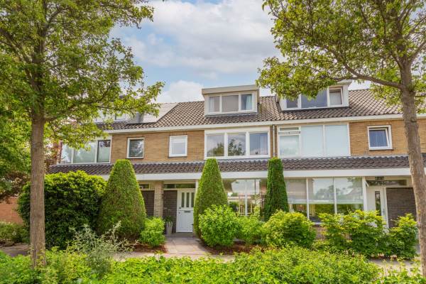 Woning Koningin Wilhelminastraat 14 Heemskerk