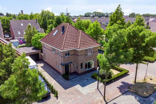 Woning Joost van den Vondellaan 52 Sommelsdijk