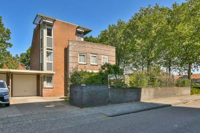 Woning Manegelaan 66 Hoofddorp