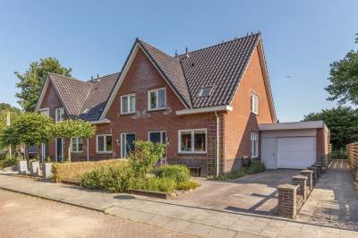 Woning Zr. Canisiahof 10 Steenwijkerwold