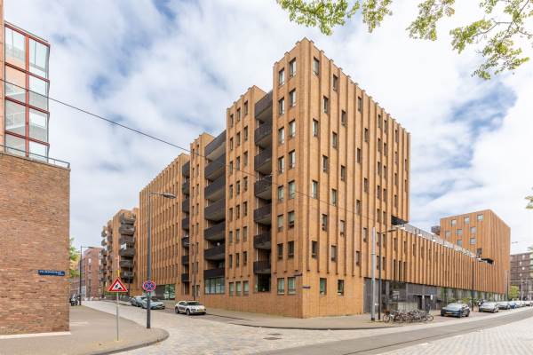 Woning Eva Besnyöstraat 43 Amsterdam