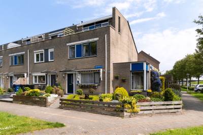 Woning Parkwijklaan 147 Almere