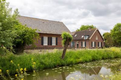 Woning Neereind 37 Schalkwijk