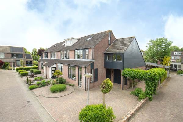 Woning Karwij 19 Genemuiden