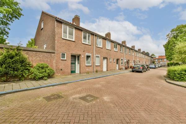 Woning Manna de Wijs-Moutonhof 12 Amsterdam
