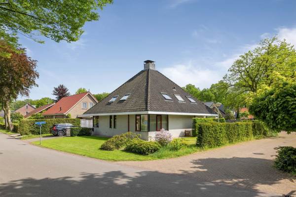 Woning Burg. A. Bontekoelaan 10 Bathmen
