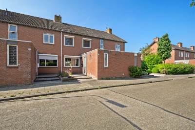 Woning Eleolietdijk 40 Roosendaal