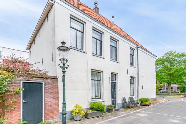 Woning Sam van Gentsteeg 2 Weesp