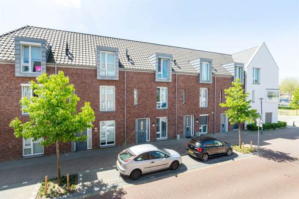 Woning Anton Pieckplein 114 Kaatsheuvel