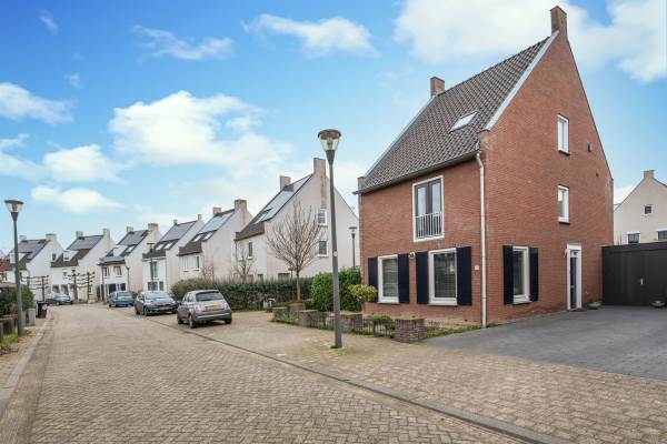 Woning Karthuizerserf 18 Helmond