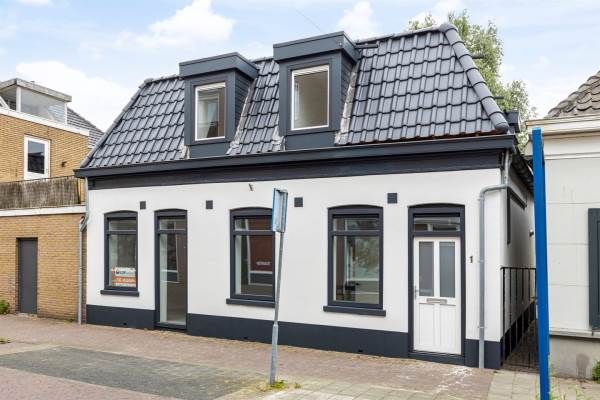 Woning Spoorstraat 1 Goor