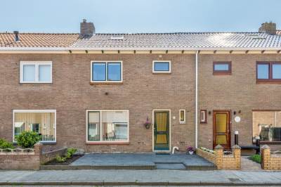 Woning Zeeasterstraat 8 Urk