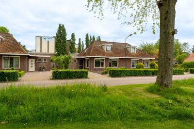 Woning Koningin Emmastraat 12 Andel