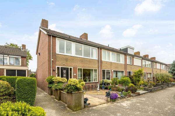 Woning Erosplantsoen 8 Volendam