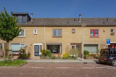 Woning Clara Bartonstraat 6 Amsterdam