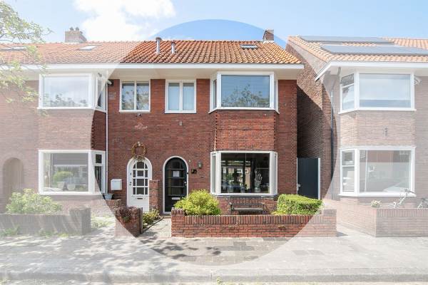 Woning van Roonhuysestraat 9 Leeuwarden