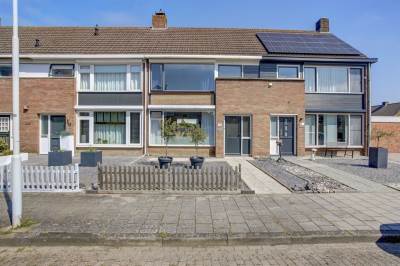 Woning Jacobus van Looystraat 14 Terneuzen