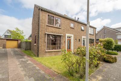 Woning Beatrixstraat 16 's-Gravendeel