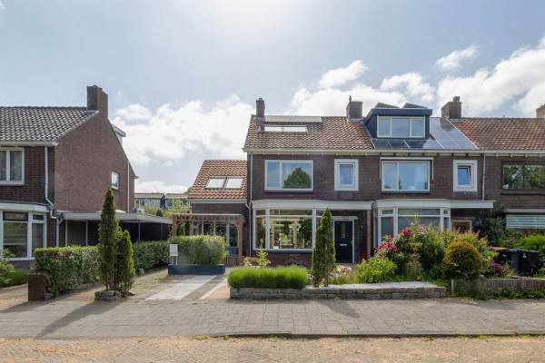 Woning Paramaribostraat 56 Santpoort-Noord