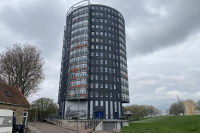 Woning Uiterdijk 104 Pernis Rotterdam