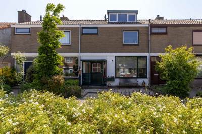 Woning Roosenhoeklaan 12 Hellevoetsluis