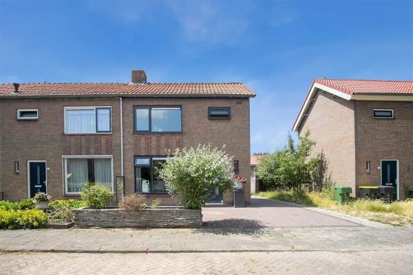 Woning Irenestraat 15 Heinenoord
