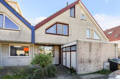 Woning Karveel 3949 Lelystad