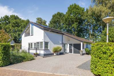 Woning Dr. Albert Schweitzerlaan 9 Bathmen