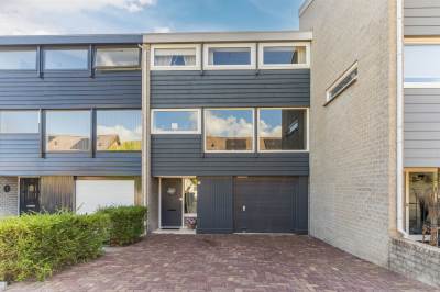 Woning Weigeliastraat 11 Hoeven
