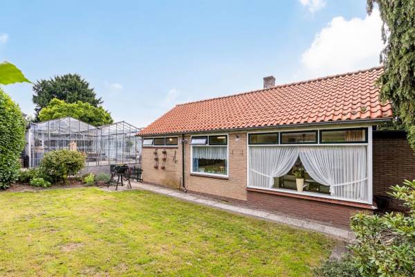 Woning Maasdijk 427 Veen