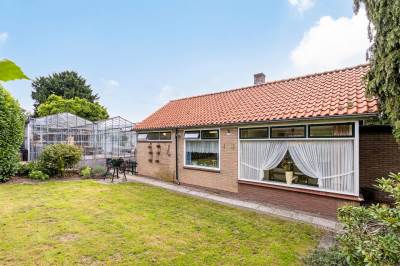 Woning Maasdijk 427 Veen