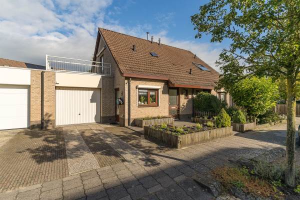 Woning Heidelaan 15 't Harde