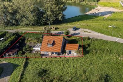 Woning Maasdijk 102 Poederoijen