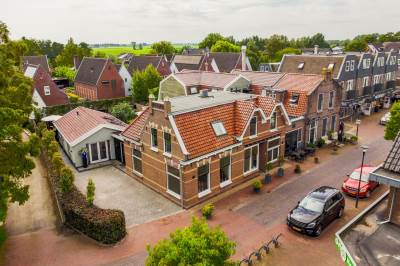 Woning Dorpsstraat 74 + 74a Wilnis