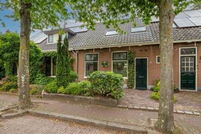 Woning Engweg 8 Huizen