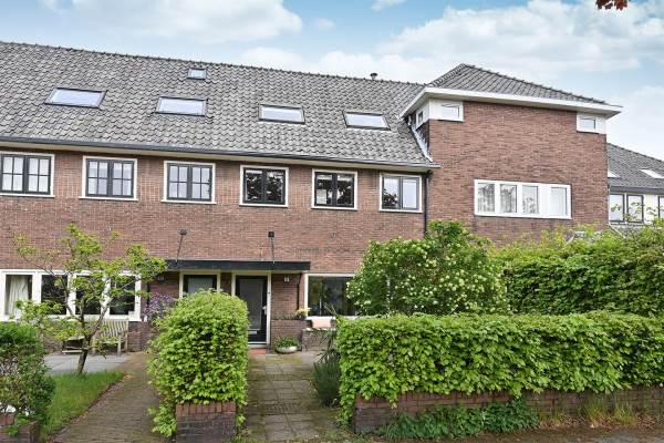 Woning K.P.C. de Bazelstraat 51 Bussum