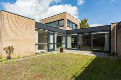 Woning van Ruysdaellaan 8 Bergschenhoek