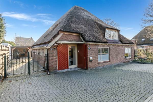 Woning Dorpsstraat 242 Zwaag