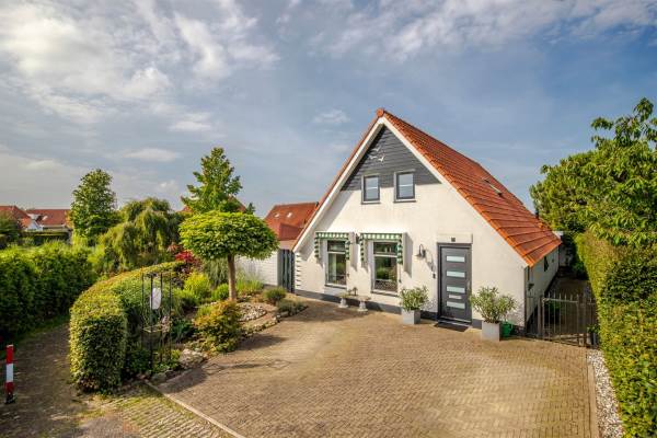 Woning IJsvogel 1 Lathum