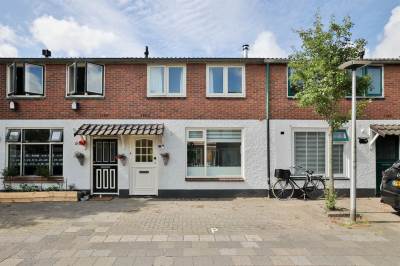 Woning Vreewijk 48 Lisse