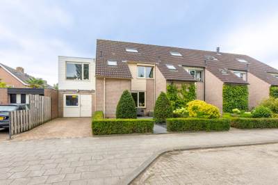 Woning van Randwijklaan 1 Werkendam