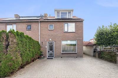 Woning Blauwbloemstraat 1 Ridderkerk