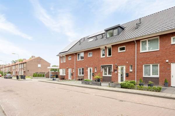 Woning Jacob van Ruysdaelstraat 35 Enschede
