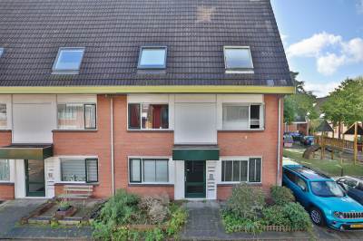 Woning Constantijnstraat 15 Lisse