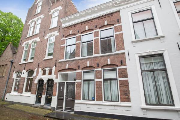 Woning Latijnse Schoolstraat 20 Middelburg