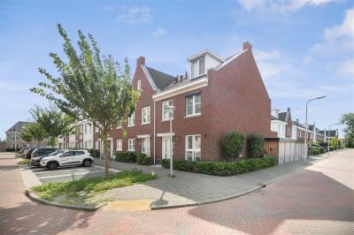Woning Piet Heinstraat 24 Lisse
