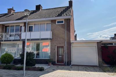 Woning Esdoornlaan 17 Woerden